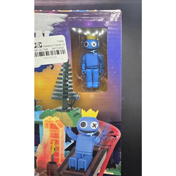 Rainbow Friends Deluxe Buildable Playset 382 Pieces Ages 6+ With Blue & Green - Picture 3 of 5